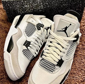 Air Jordan 4 Retro Military Black EU 40