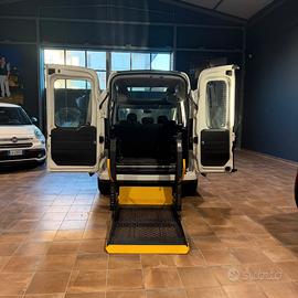 FIAT DOBLO' 1.6 TRASPORTO DISABILI
