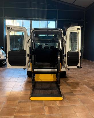 FIAT DOBLO' 1.6 TRASPORTO DISABILI