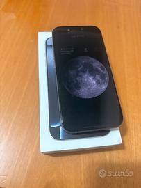 Cellulare iPhone 16 pro 128 gb come nuovo