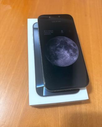 Cellulare iPhone 16 pro 128 gb come nuovo