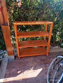 Scaffale in legno 