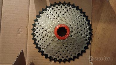 cassetta pignoni 9v 11-40 nuova