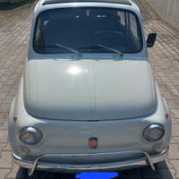 Auto d'epoca Fiat 500 L