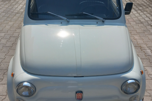Auto d'epoca Fiat 500 L