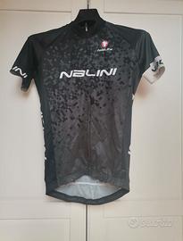 Completi tuta Nalini