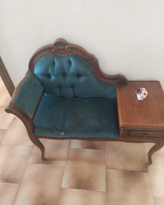 Poltroncina con portatelefono 