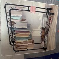 Appendiabiti con doppia asta da camera