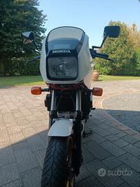 Honda VF 750 F