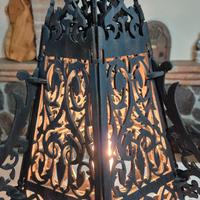 Lampada realizzata in traforo a mano