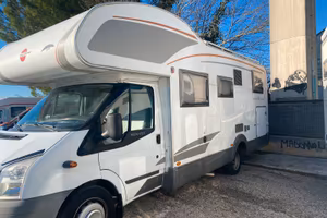 Camper Burstner mansardato