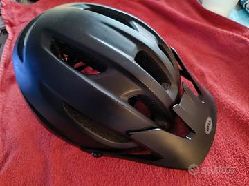 Casco BELL 4FORTY Black Matt 