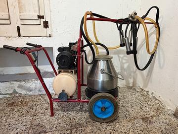 Mungitrice Carrellata per bovini,caprini, ovini