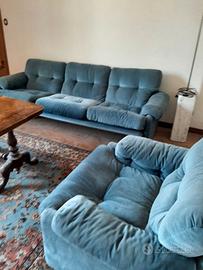 divano e due poltrone