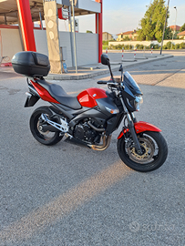 Suzuki GSR