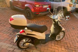 Piaggio Liberty 150 - 2013 KM 980