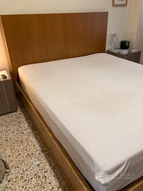 Letto matrimoniale in rovere