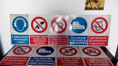 Set di 9 cartelli per la sicurezza sul lavoro