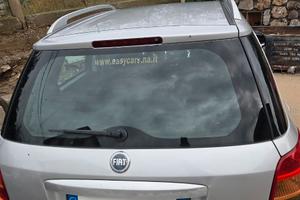 Auto Fiat sedici