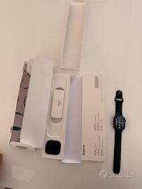 Apple Watch Series 7 – 45mm Midnight GPS