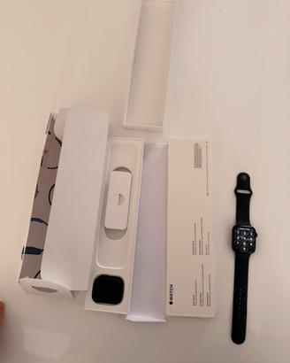 Apple Watch Series 7 – 45mm Midnight GPS