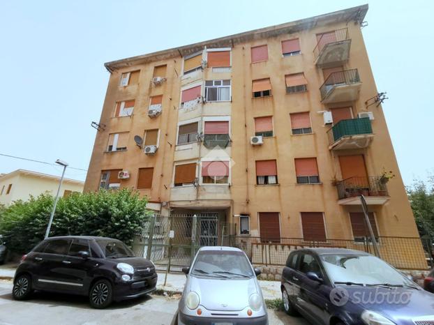 3 LOCALI A PALERMO