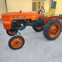 Trattore fiat 215