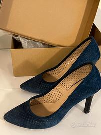 décolleté Silvana in camoscio 