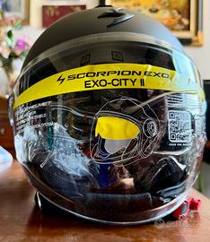 casco Scorpion Exo City II praticamente nuov