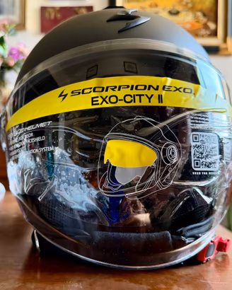 casco Scorpion Exo City II praticamente nuov