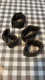 Bracciali nuovi in legno cadauno €5