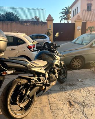 Suzuki gsr 600