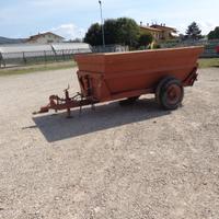 Rimorchio stima per trasporto uva