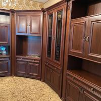 Mobile in legno da salotto angolare