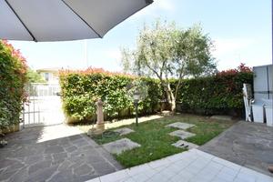 2 LOCALI A SANTARCANGELO DI ROMAGNA