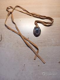 Collana vintage con pietra marrone nero oro donna