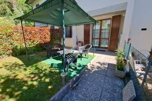 VILLA A SCHIERA A VALSAMOGGIA