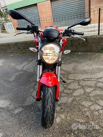 Ducati moster 696