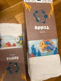 5 Asciugamani thun mare nuovi con scatola