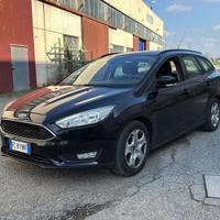 Ford Focus 1.6 120 CV GPL SW Titanium