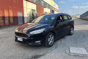 Ford Focus 1.6 120 CV GPL SW Titanium