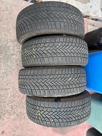 GOMME TERMICHE BRIDGESTONE 215/55R17. 98H