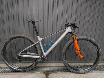 BMC Twostroke 01 con Fox 32 Factory SC