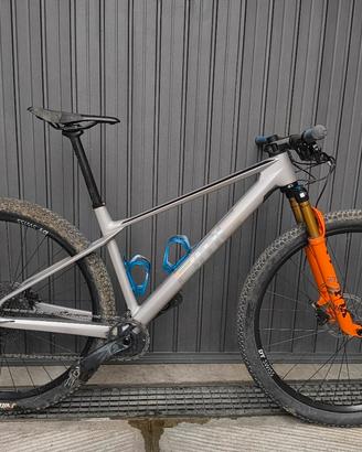 BMC Twostroke 01 con Fox 32 Factory SC