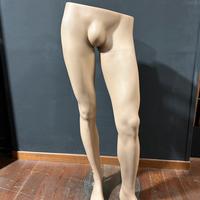 Manichino gambe uomo  su base in vetro