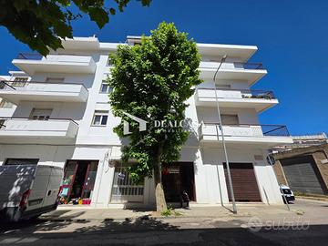 Ampio e liminoso appartamento in via ballero