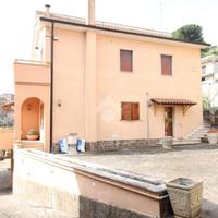 VILLA SINGOLA A MORLUPO