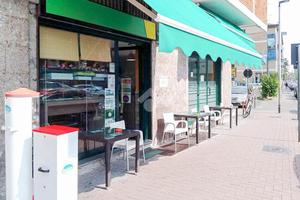 NEGOZIO A SAN GIULIANO MILANESE