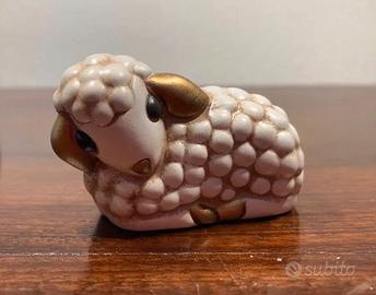 Thun Presepe Classico Giubileo Pecorella sdraiata