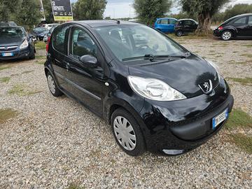 Peugeot 107 1.0 68CV 5p. Plaisir
